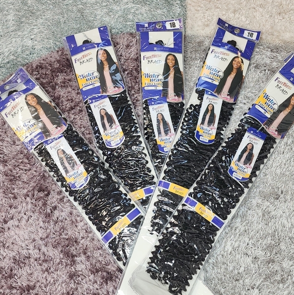 Freetress water wave extra long - Picture 3 of 4